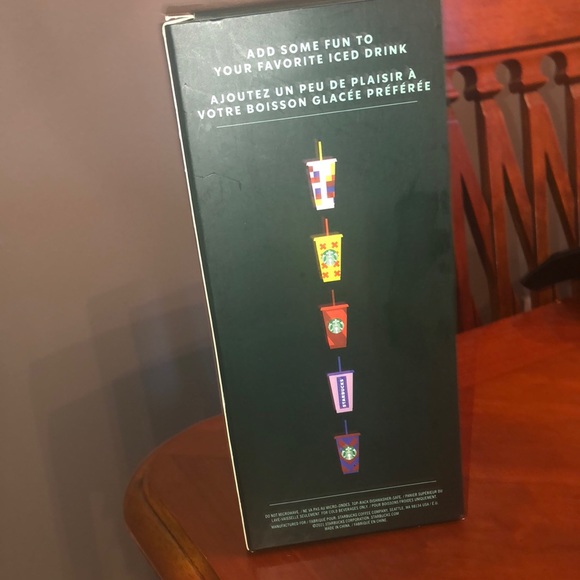 NWB Starbucks 2021 Summer Abstract Designs 24 Oz. 5 Reusable Cold Cups New - Picture 4 of 5